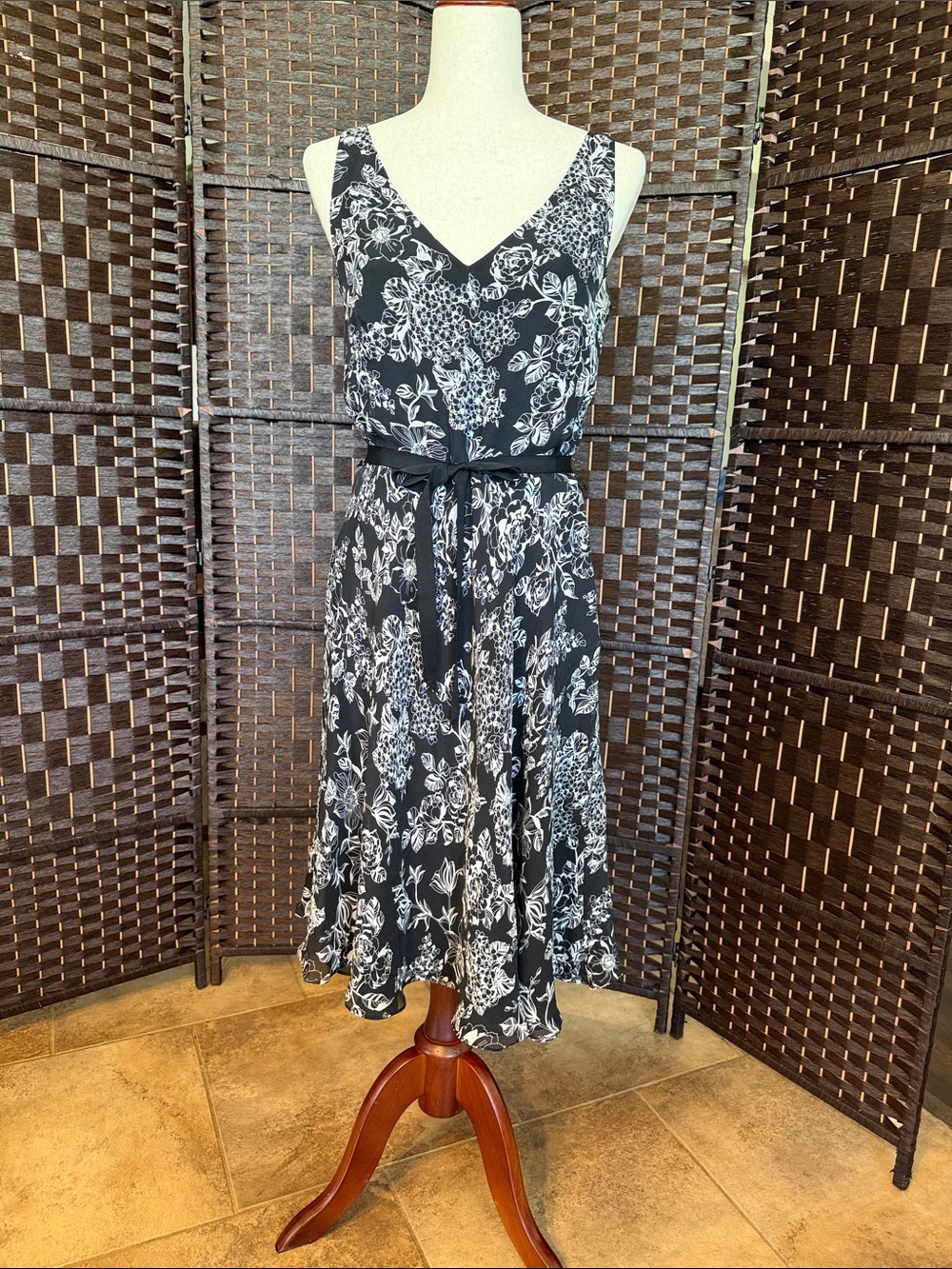 LOFT Black & White Floral V-Neck Midi Dress with Tie Belt